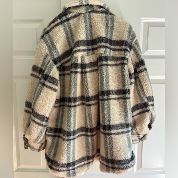 Plaid teddy jacket - Picture 2 of 2